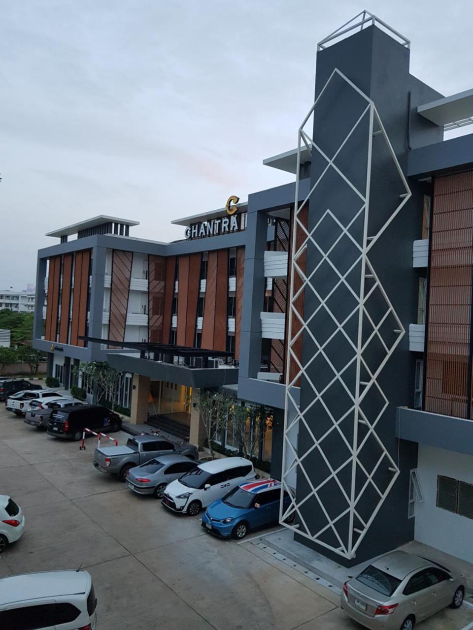 Chantra Hotel Sa Kaeo Esterno foto