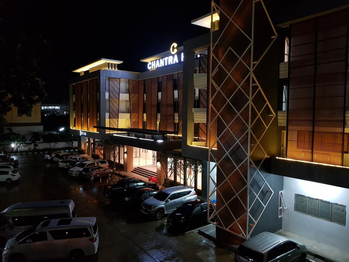 Chantra Hotel Sa Kaeo Esterno foto